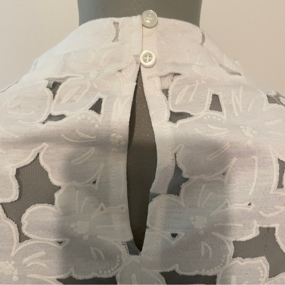 Reiss Shirt Short Sleeve Viscose Blend White Floral Cutout Lace Size Extra Small - Picture 2 of 8